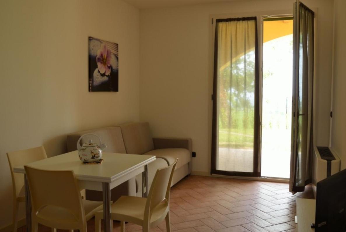 Residence Karina Moniga del Garda Экстерьер фото