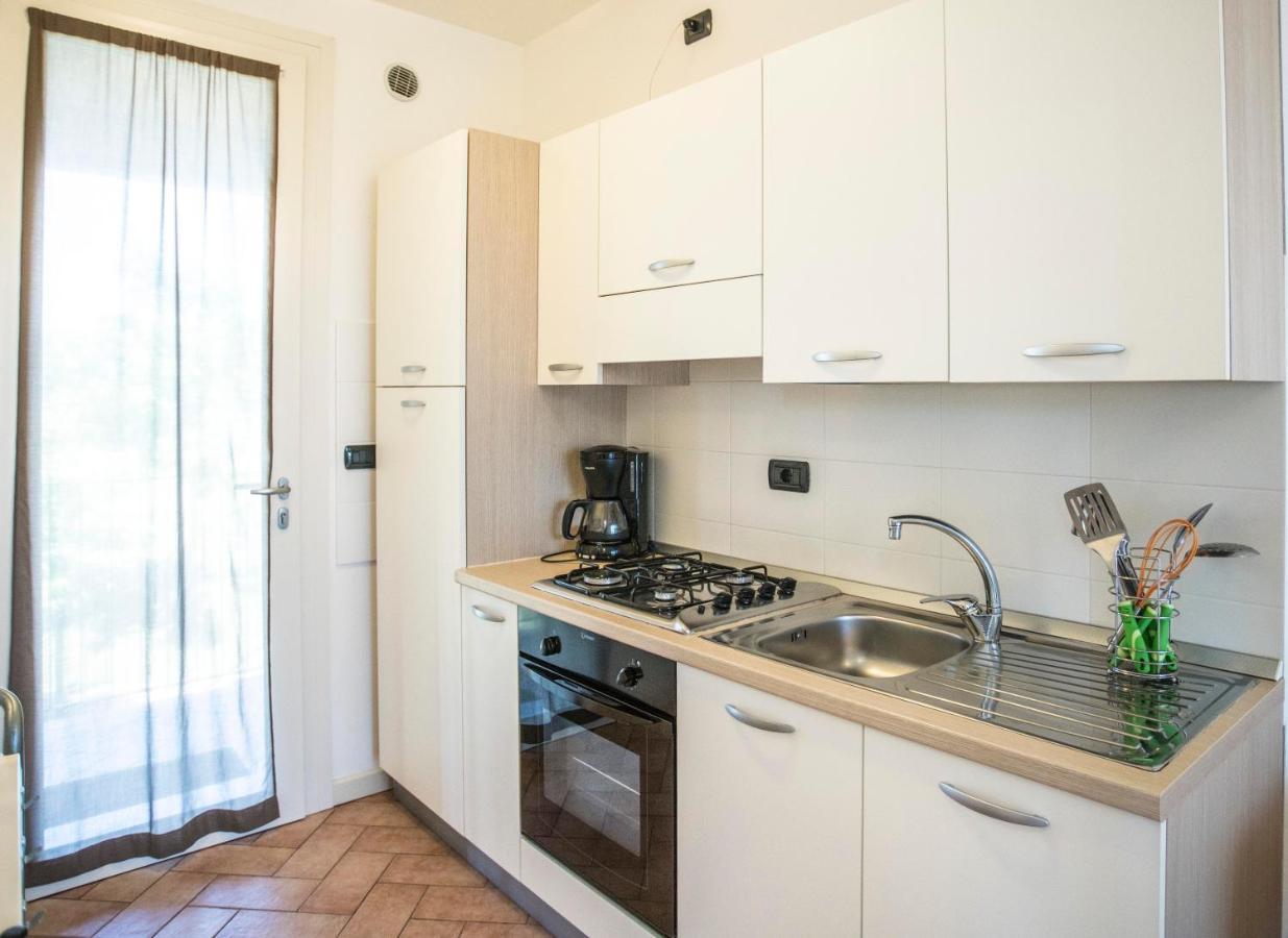 Residence Karina Moniga del Garda Экстерьер фото